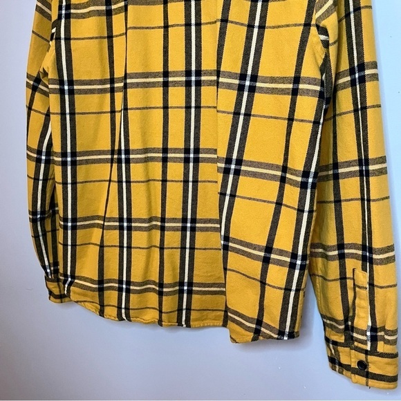 Original Use Men’s Gold & Black Plaid Long Sleeve Cotton Flannel Shirt Size M - Picture 16 of 16